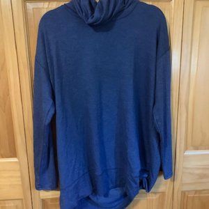 Liz Claiborne Weekend Long Sleeve